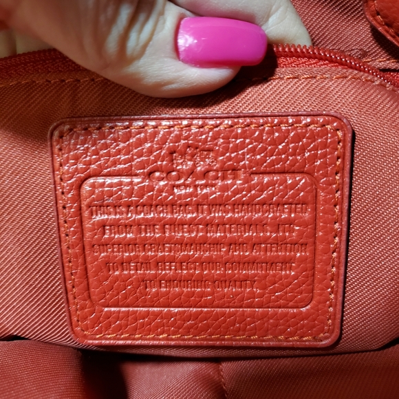 Coach hand bag - Picture 5 of 6